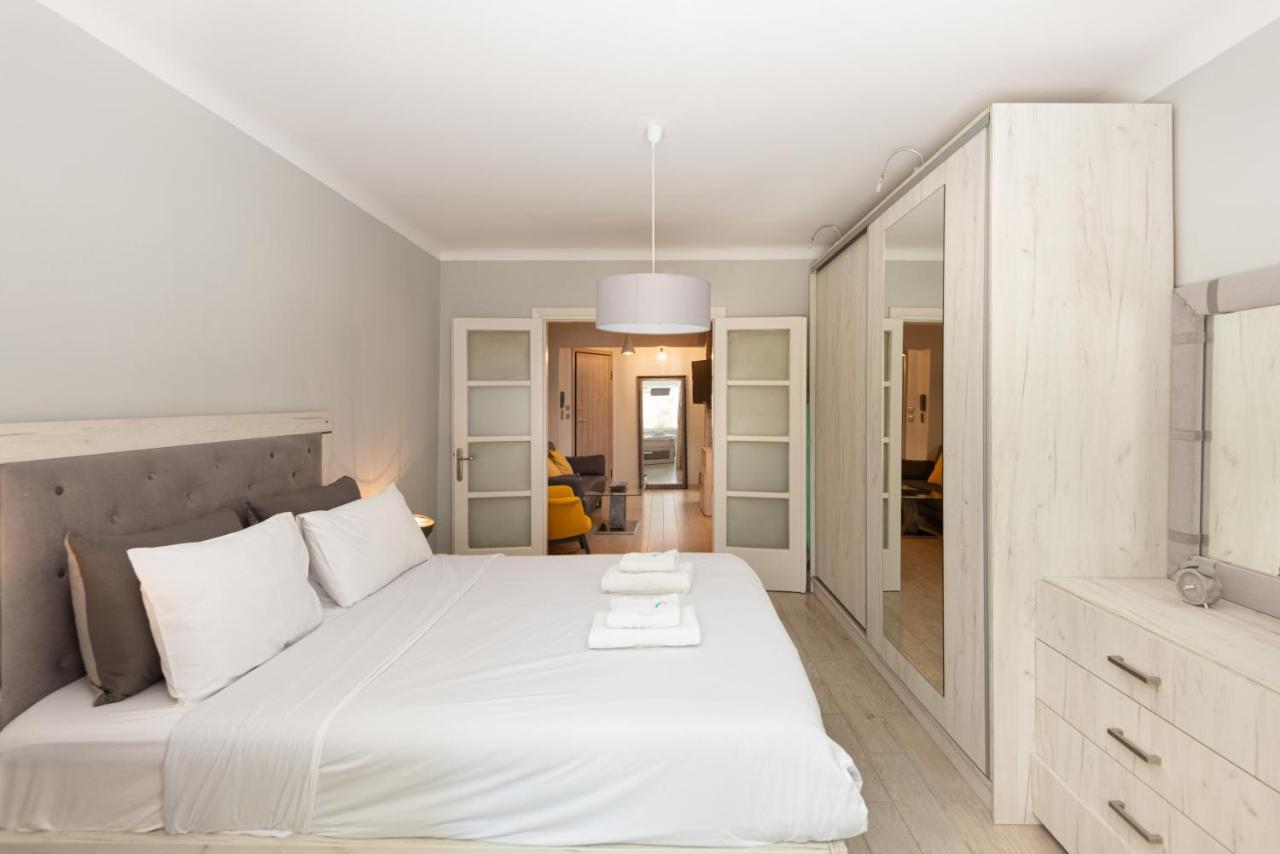 Apartment With Garden Thessaloniki