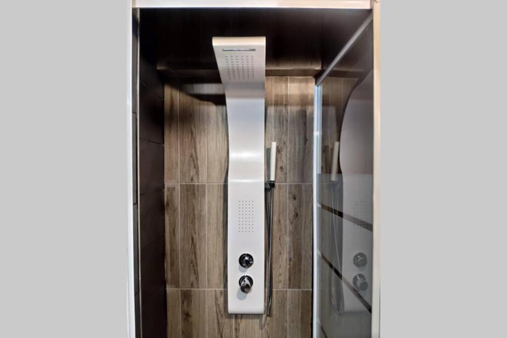 Deluxe By Prima Apartment