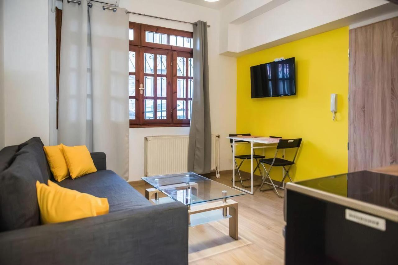 Apartment Yellow Geranium Thessaloniki
