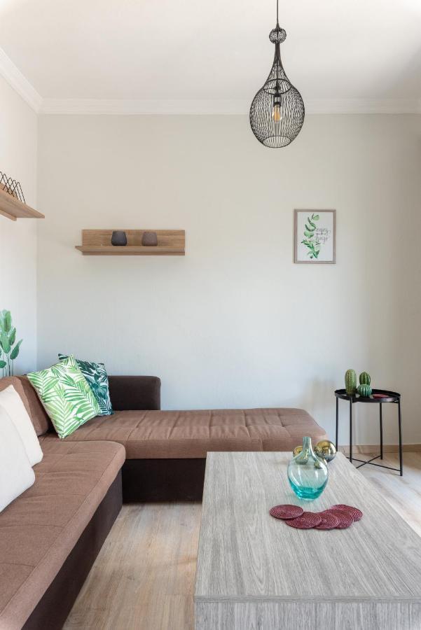 90m² 2 Slaapkamer, 1 Privé Badkamer In Vadaris-dikastiria District *