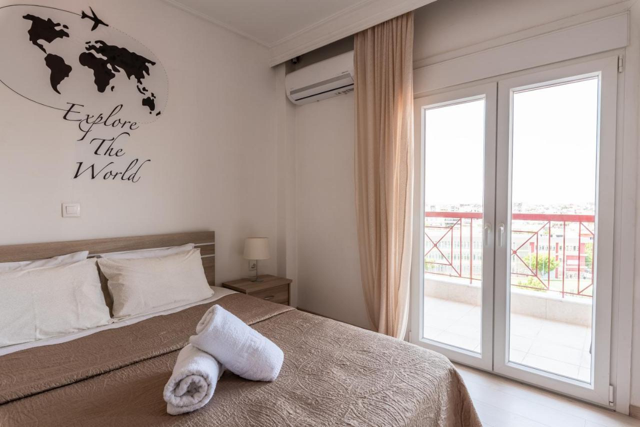 Minimalist W/ View Apartment *
