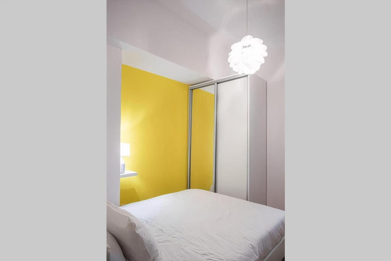 Yellow Geranium Apartment