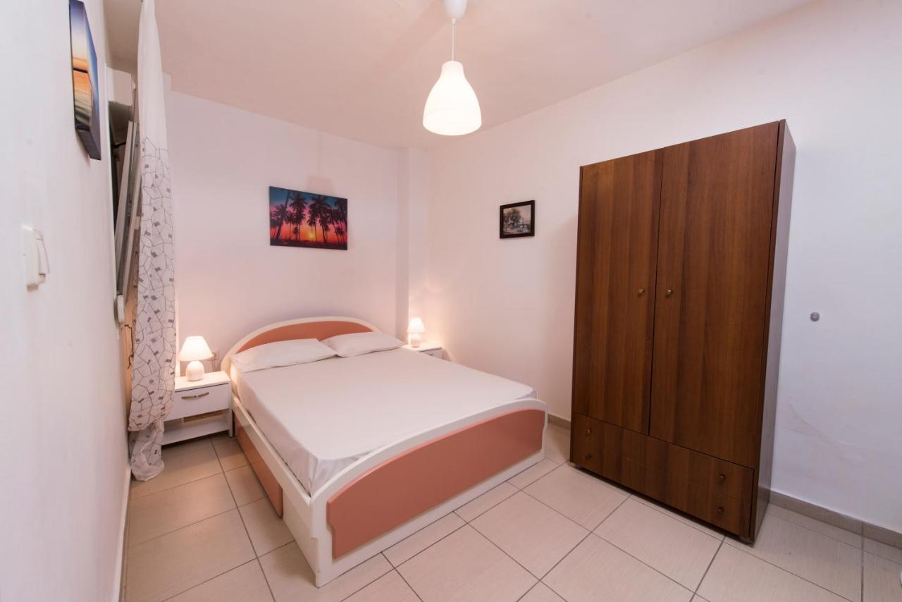 Apartment Alexandros