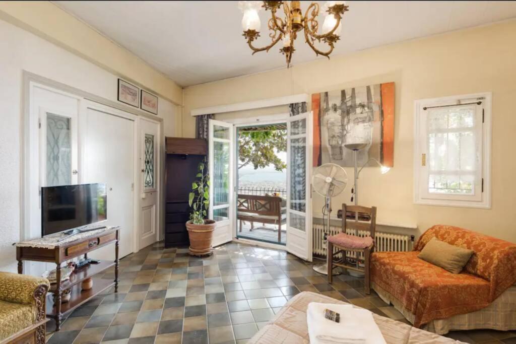 Ano Poli With Private Terrace And View *