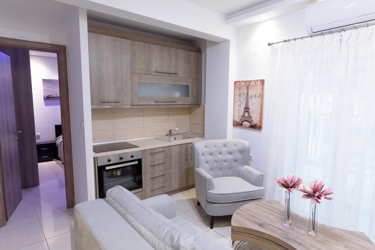 Apartment Lassani Cozy And Quiet, 2 Bedroom Apartm With Spacious Balcony