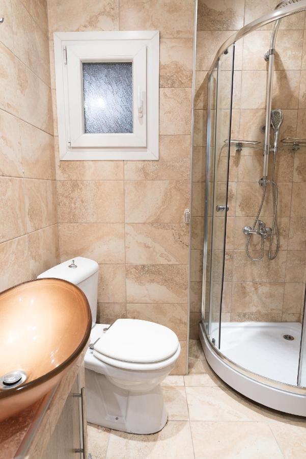 Lassani Cozy And Quiet, 2 Bedroom Apartm With Spacious Balcony