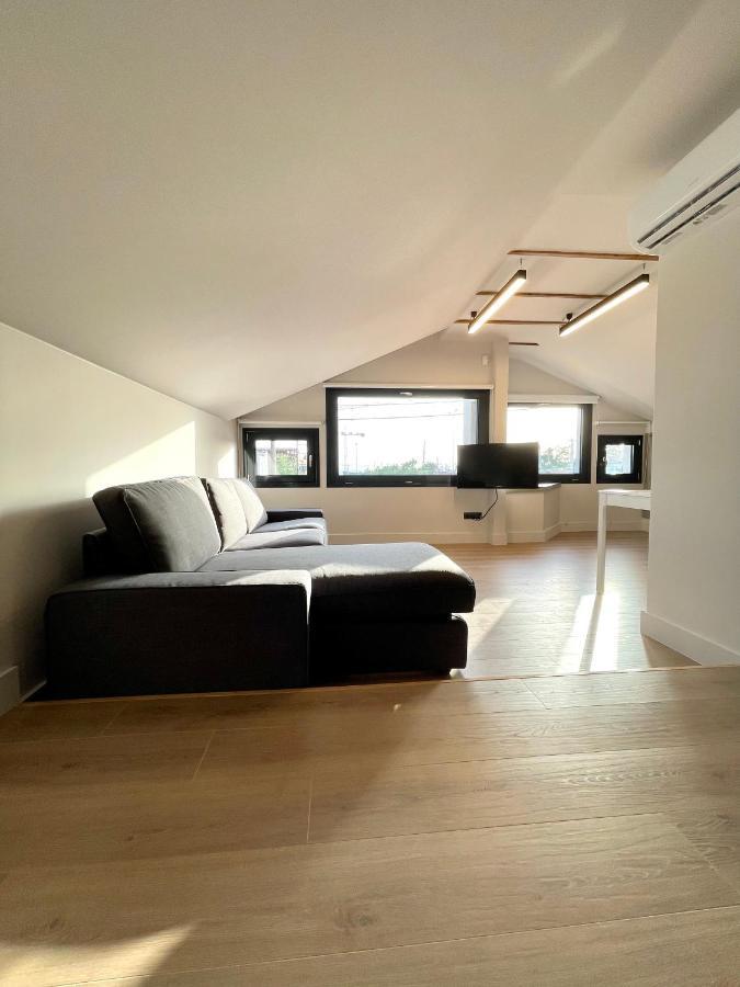 Apartment Agora Lx & *