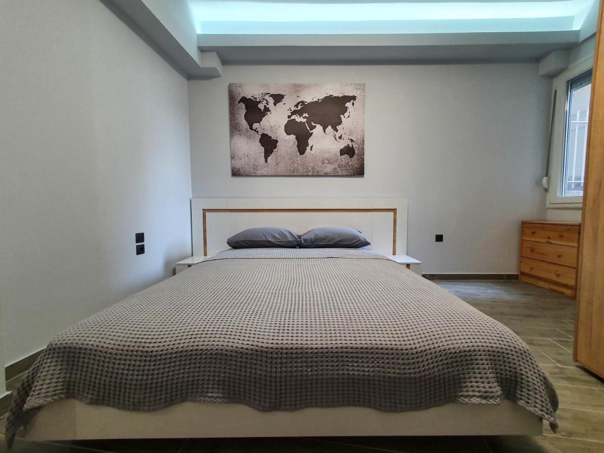 Athonos Apartment