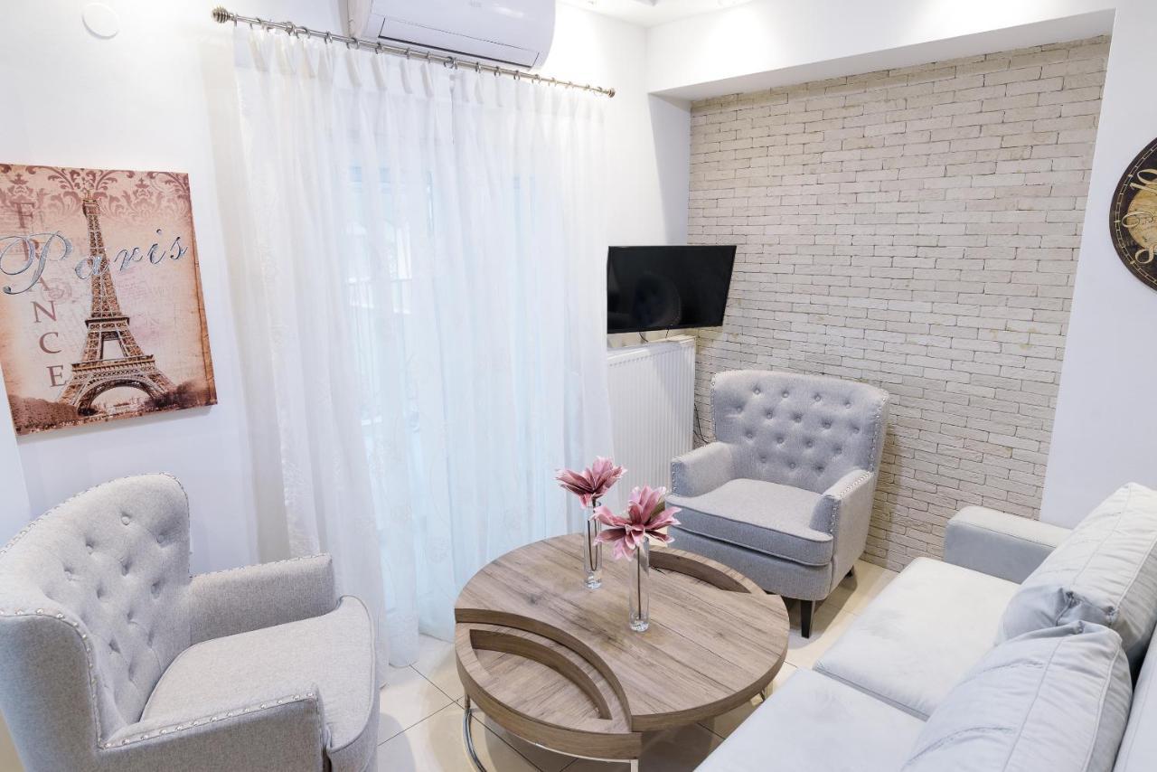 Apartment Lassani Cozy And Quiet, 2 Bedroom Apartm With Spacious Balcony *