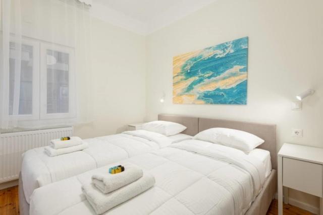 Aristotelous 3bdrm Family Apartment *
