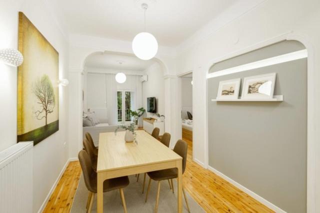 Aristotelous 3bdrm Family *