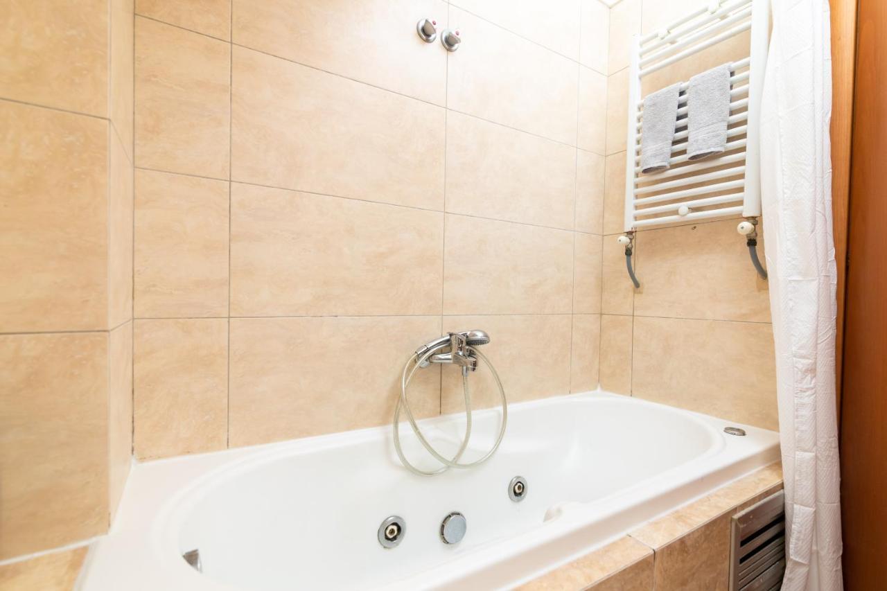 F & B Collection - For 4 Apartment Thessaloniki