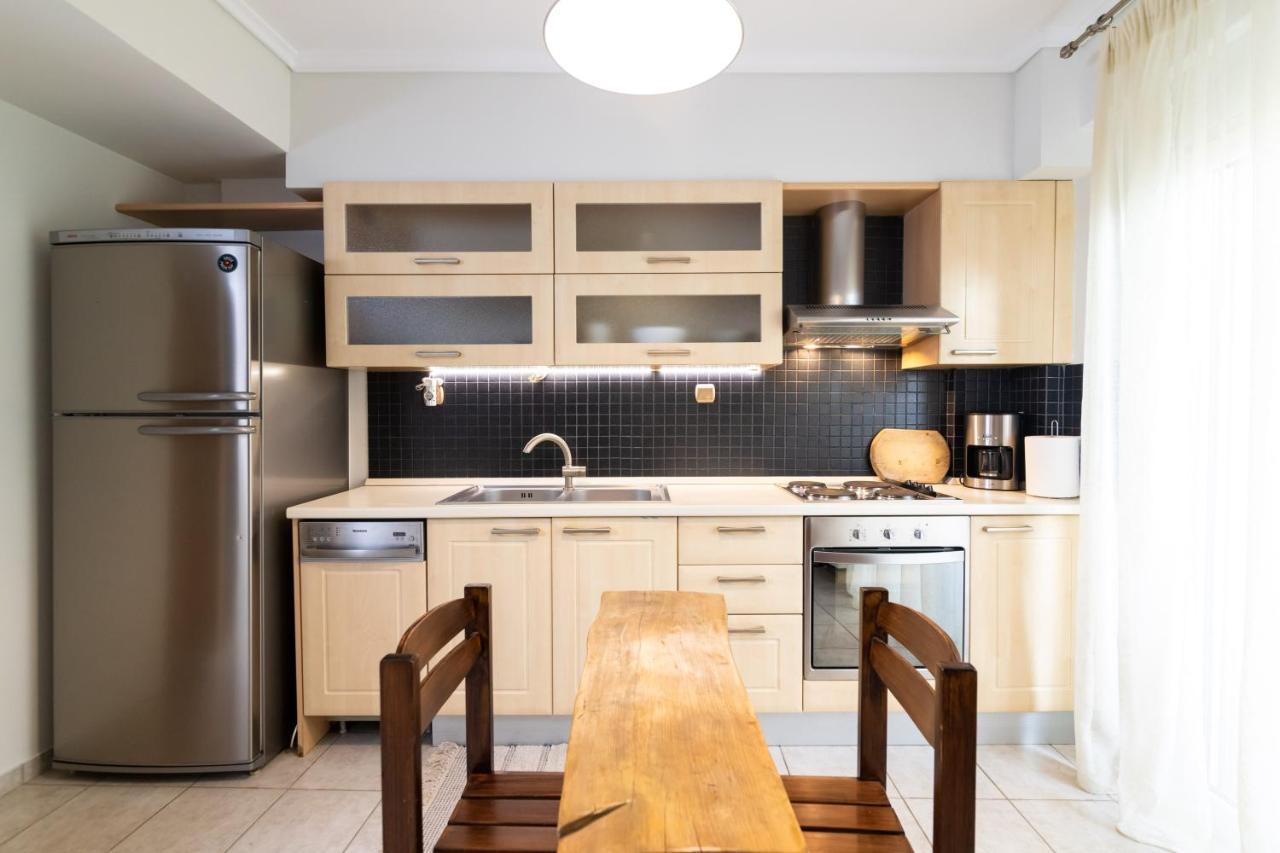 Apartment F & B Collection - For 4 *