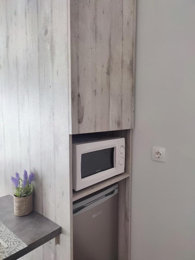 Apartment Modiano Studio ιιι By Socrates Junior Houses *