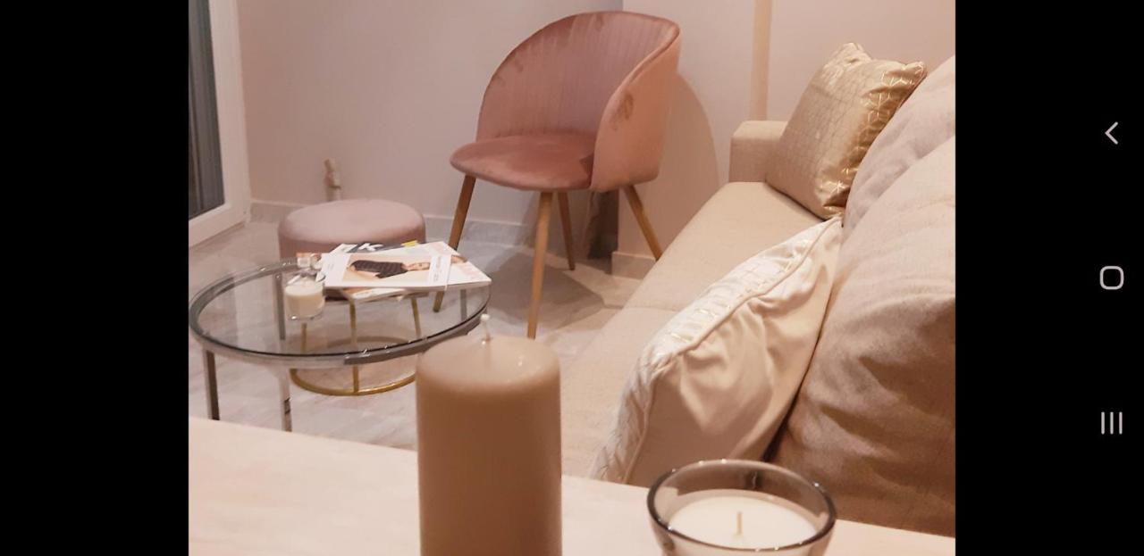 77 νικη Appartement