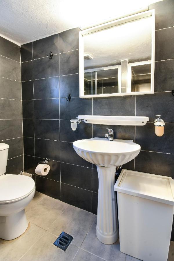 Apartment Center