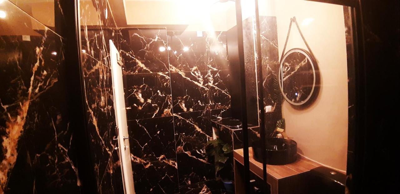 77 νικη Appartement *