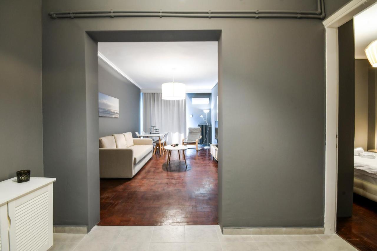 Center Apartment *