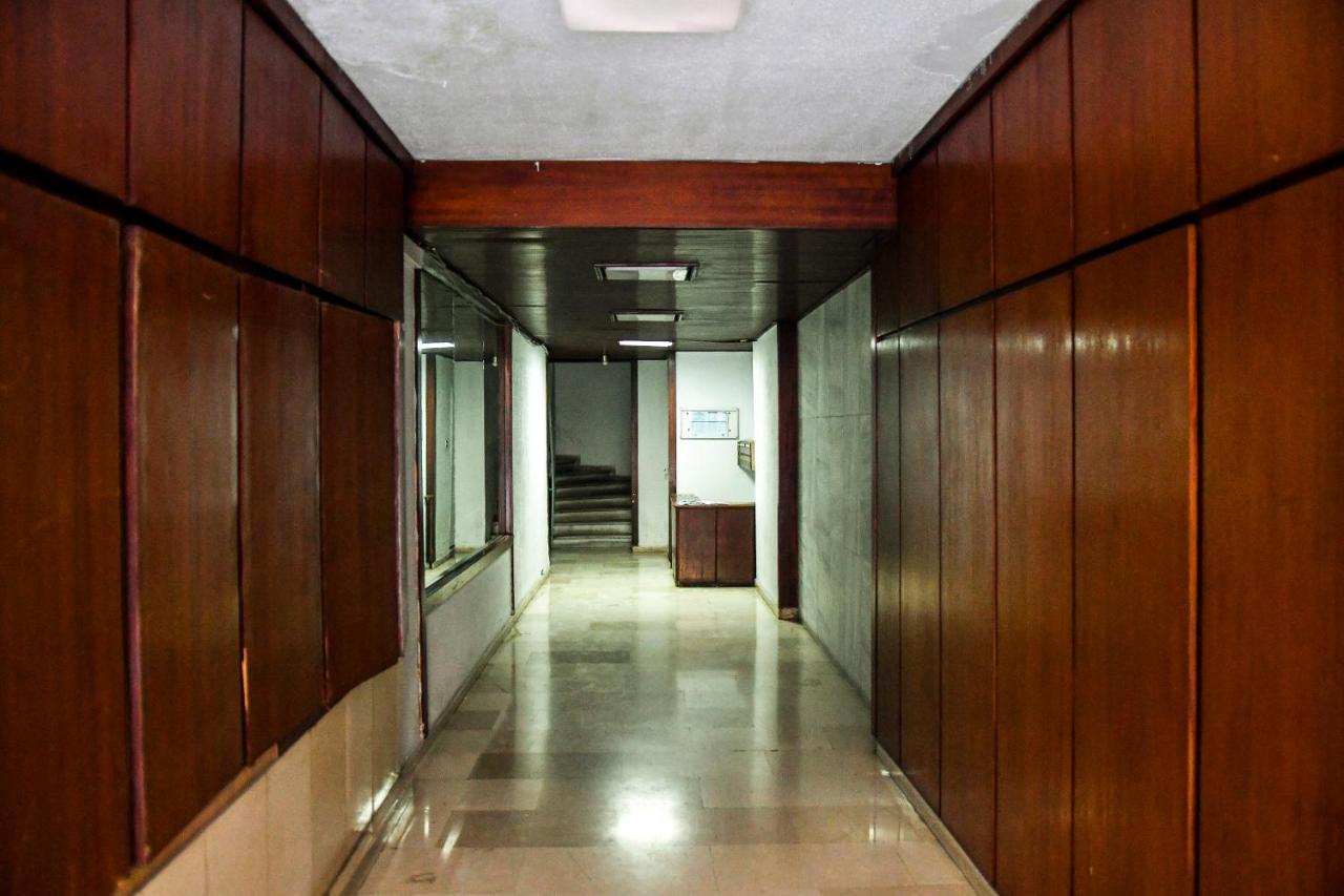 Center Apartment *