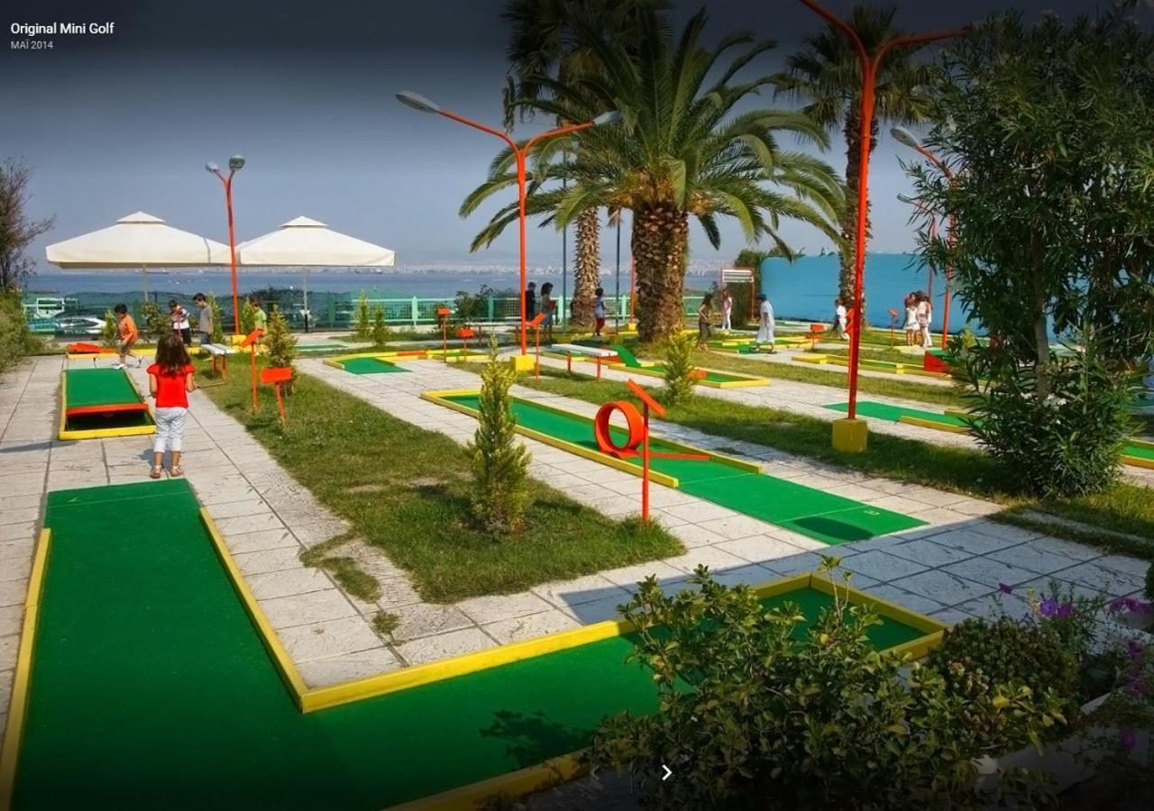 Apartment Seafront Family & Free Parking, The Cruiseflat *