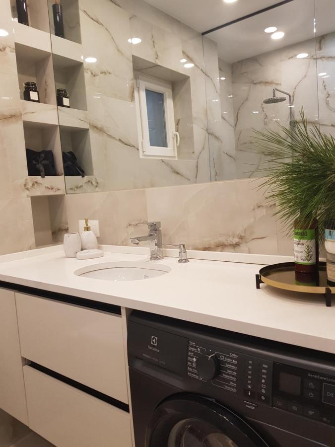 Ivory Lane Center Luxury Daire