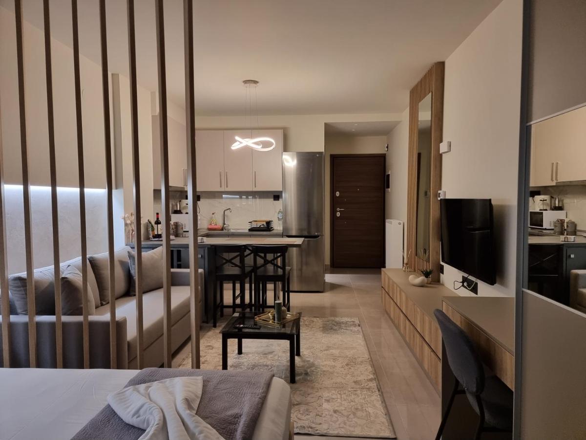 Iris Center Premium