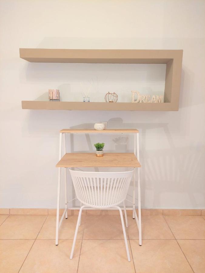 Aristotelous Square Studio * Thessaloniki