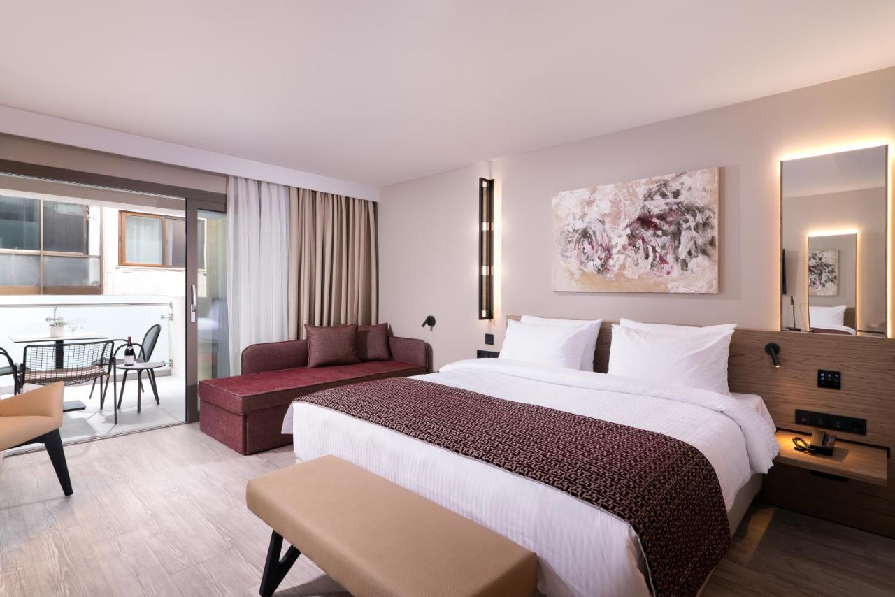 S Boutique 5*