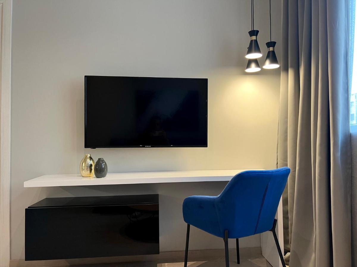Aura F24 By Halu! - Vibrant Neighbourhood Apartment Thessaloniki
