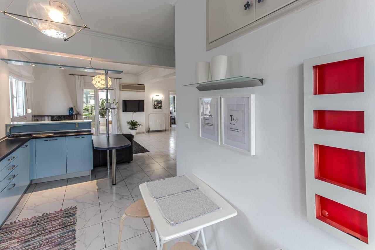 Two Bedroom Bright With Amazing Veranda Căn hộ Thessaloníki