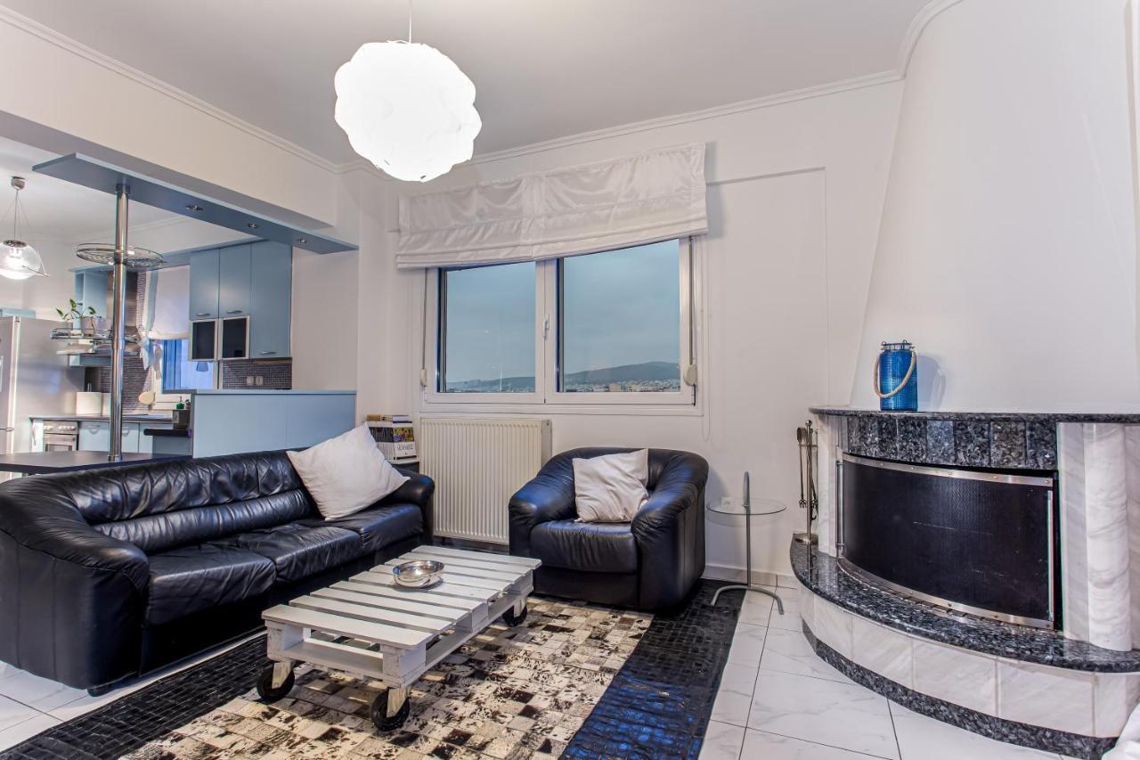 Two Bedroom Bright With Amazing Veranda Căn hộ *