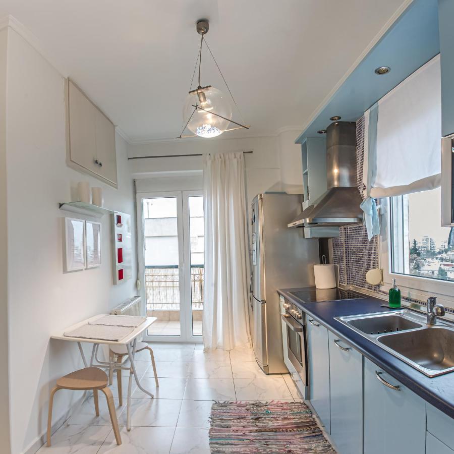 Two Bedroom Bright With Amazing Veranda Thessaloníki