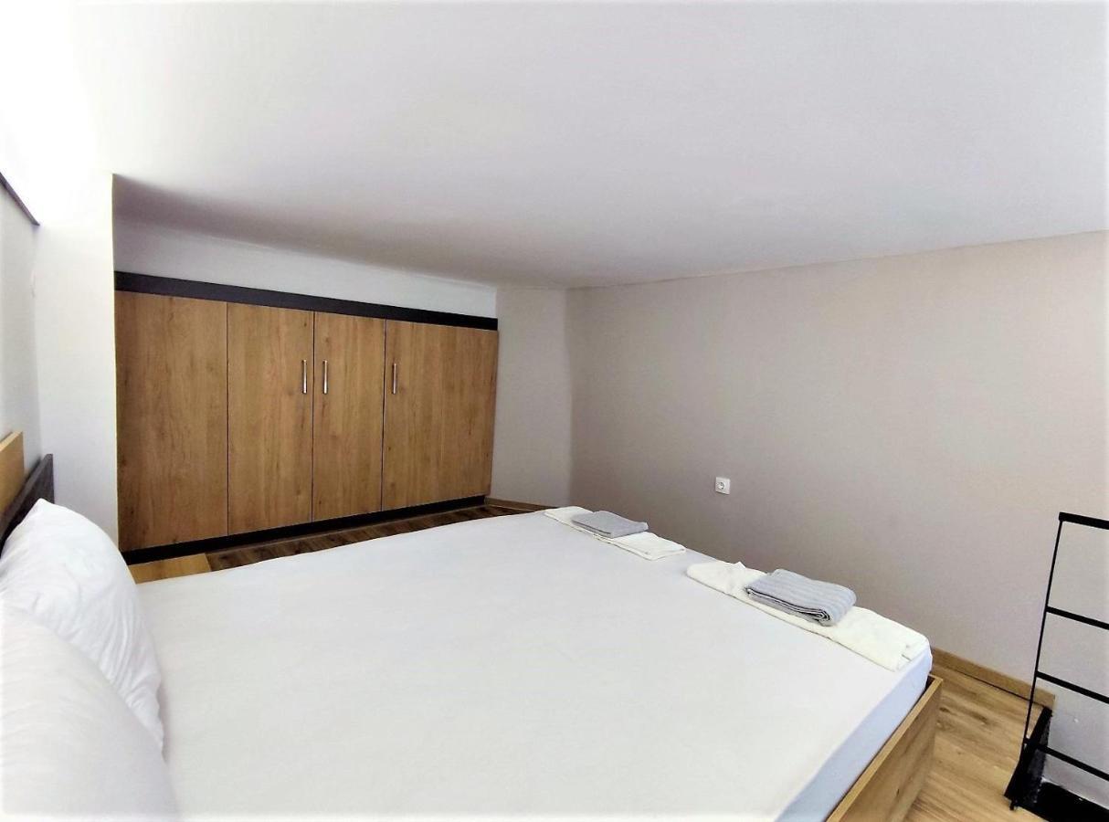 Apartment Gs Group Project