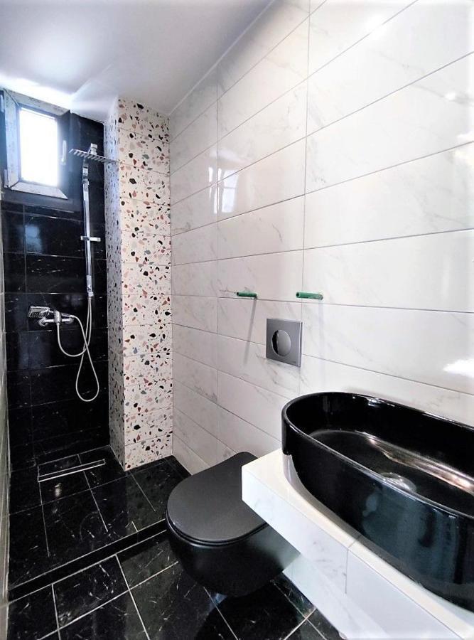 Apartment Gs Group Project *