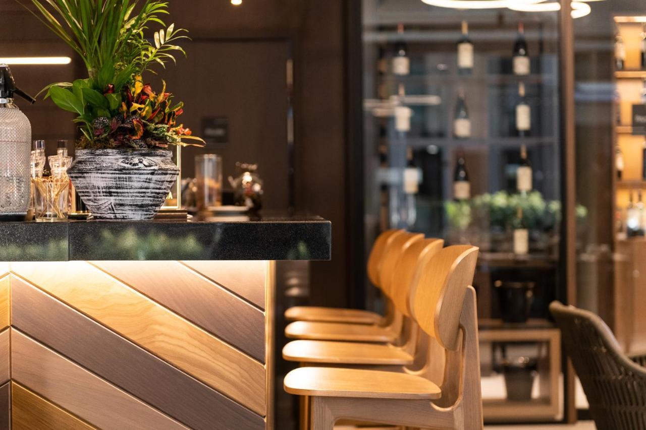 S Boutique 5*