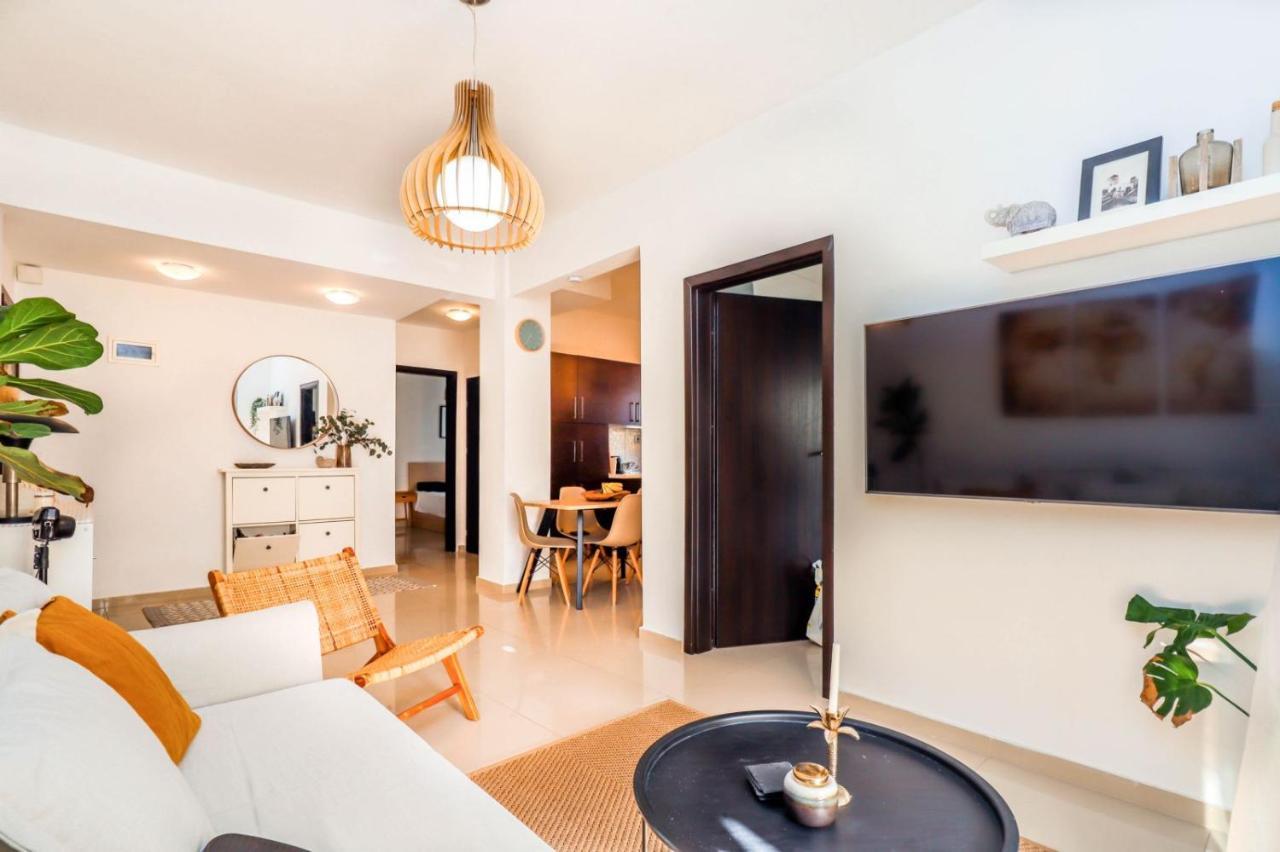 Apartment Happy Traveller - Luxury, Free Parking *