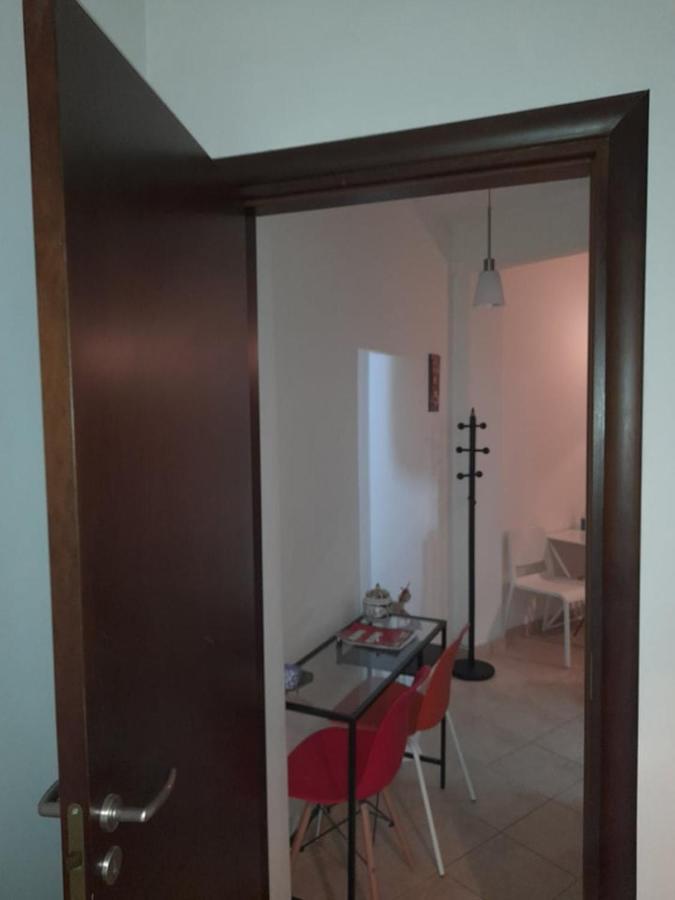 Roberto's Apartment