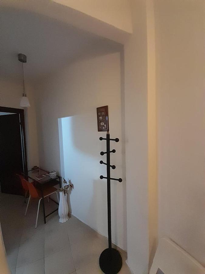 Roberto's Apartment