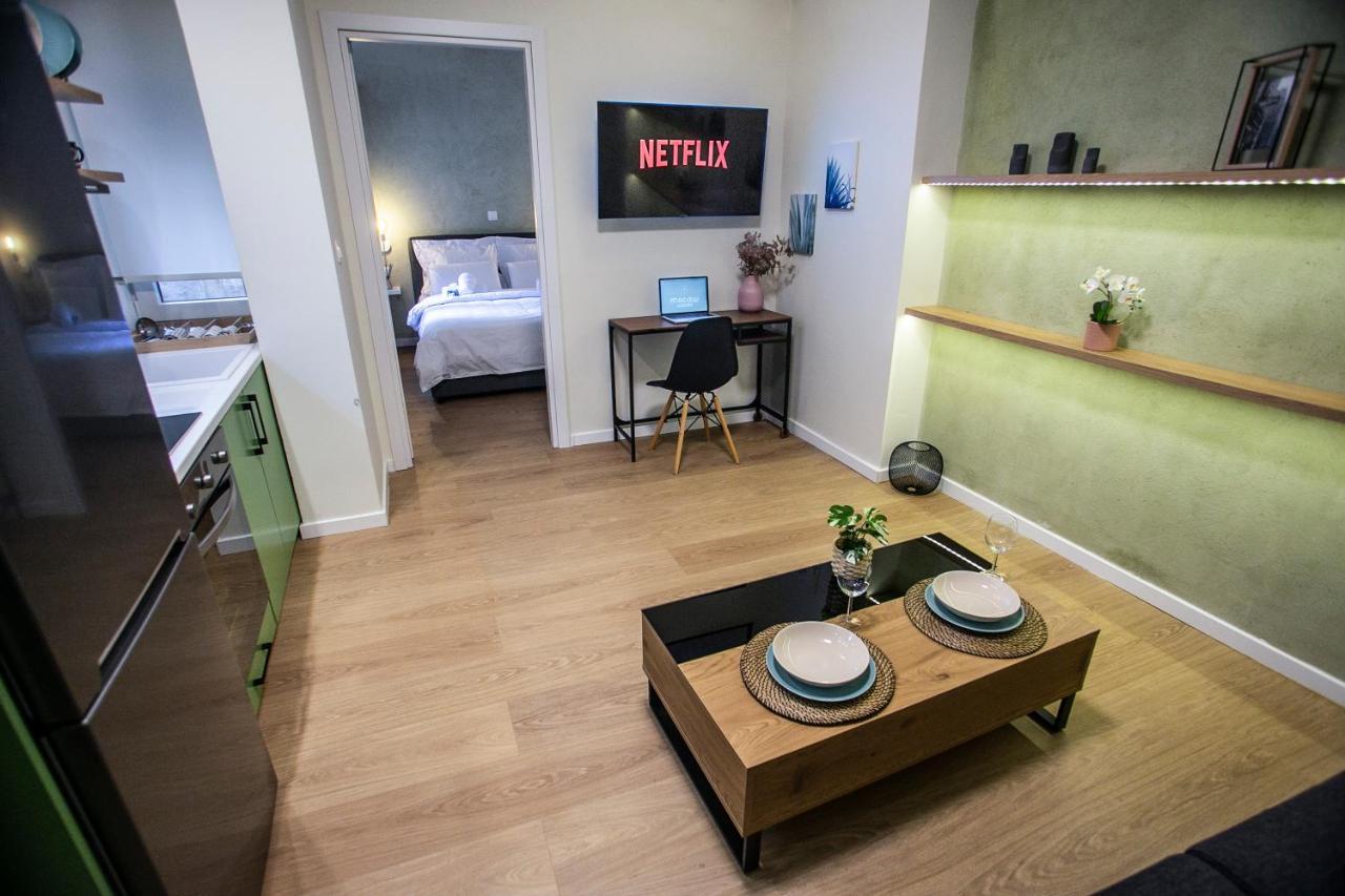 Super Fresh 1 Bedroom Lux *
