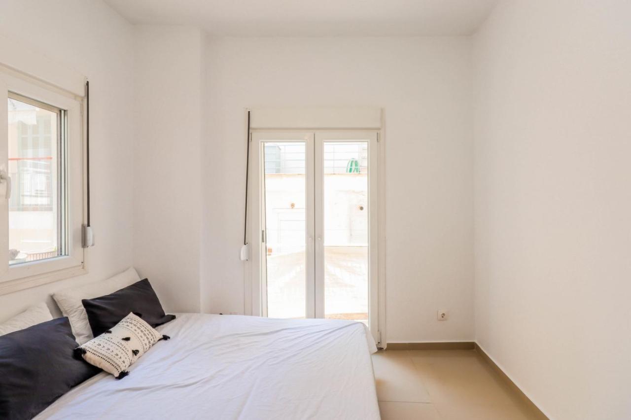 Happy Traveller - Luxury, Free Parking Apartment *