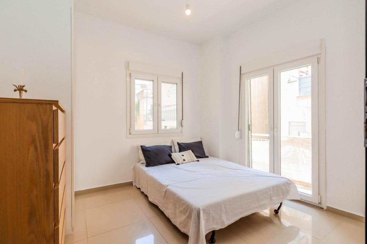 Happy Traveller - Luxury, Free Parking Apartment *