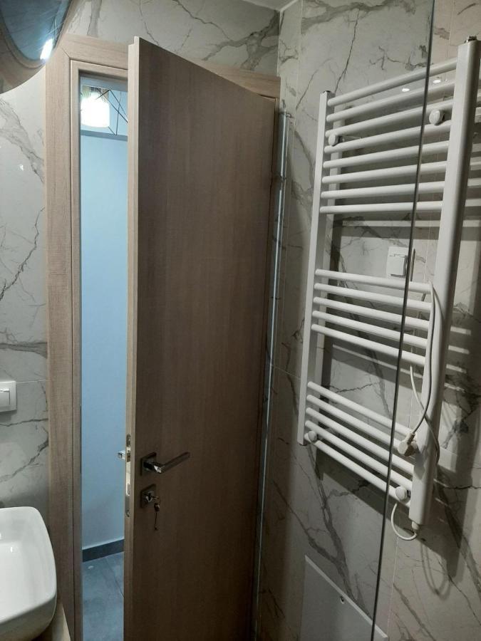 Vali_skg Apartment *