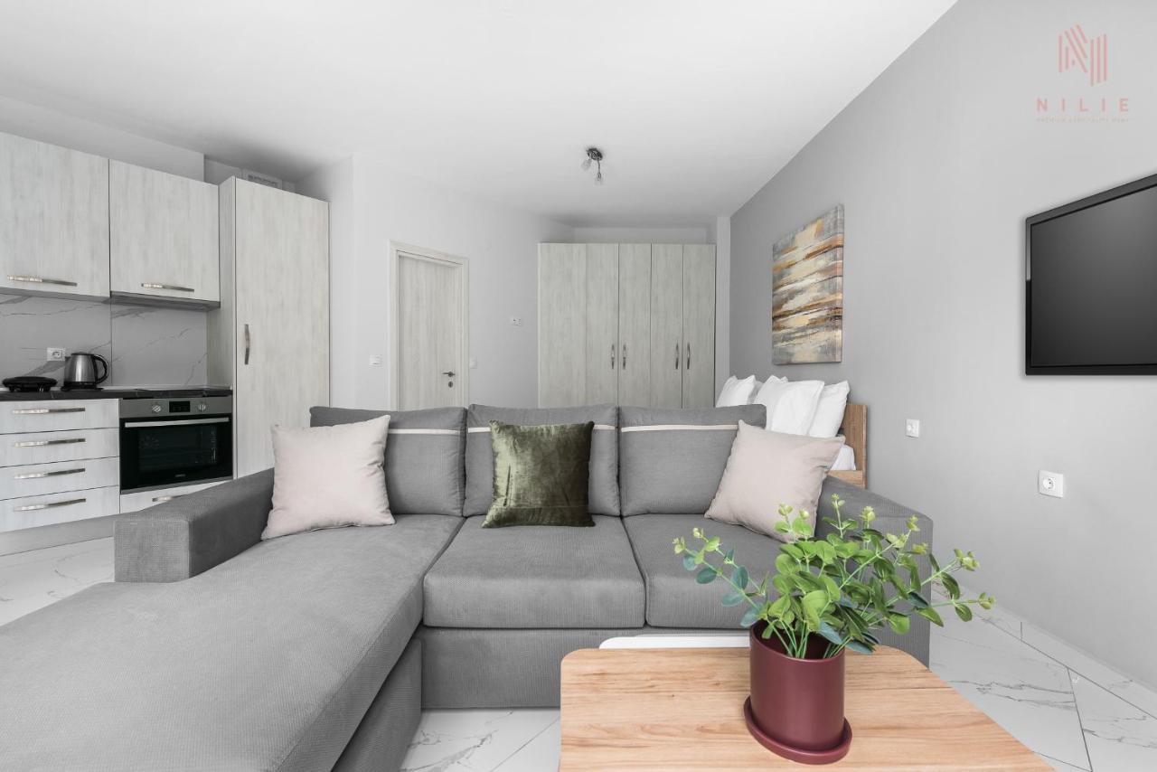 Apartment Avenue, Nilie Hospitality Mgmt