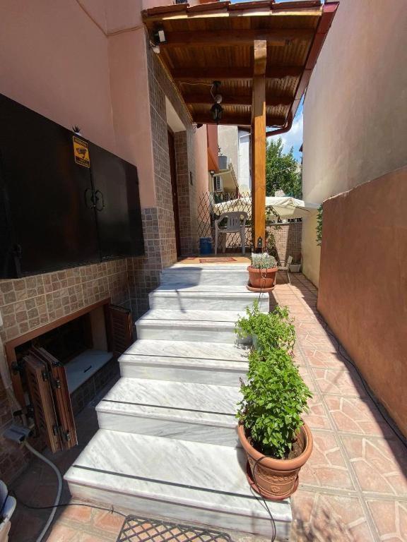 Apartment Ano Poli 4