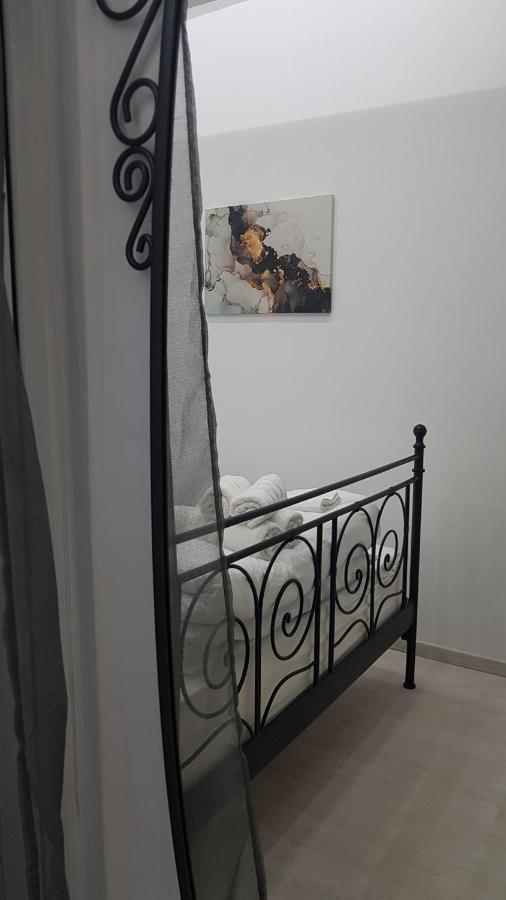 Konstantinos's Luxury Apartment