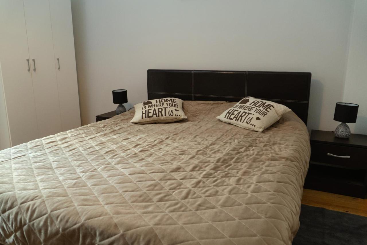Apartment Theo