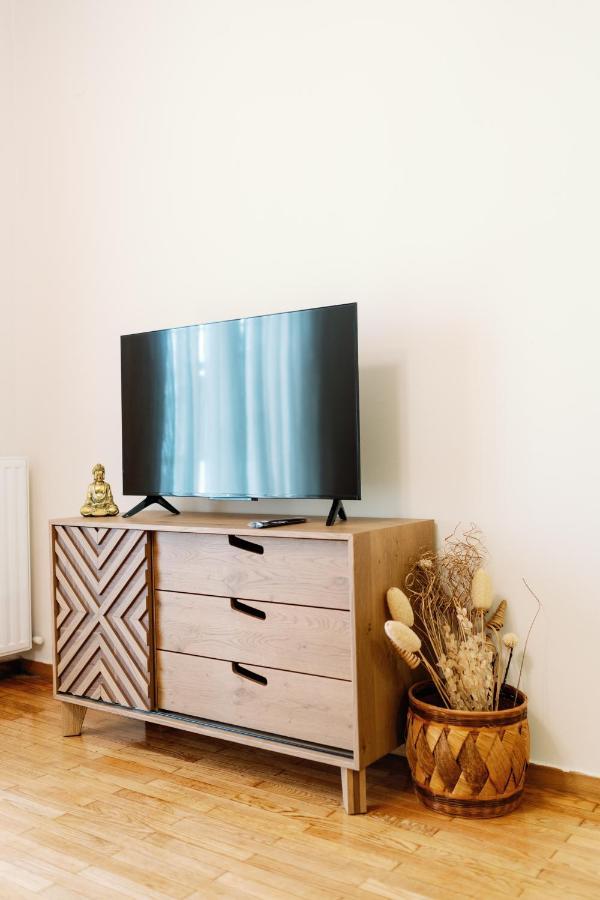 El.venizelos Quiet Lux Apt. Apartment