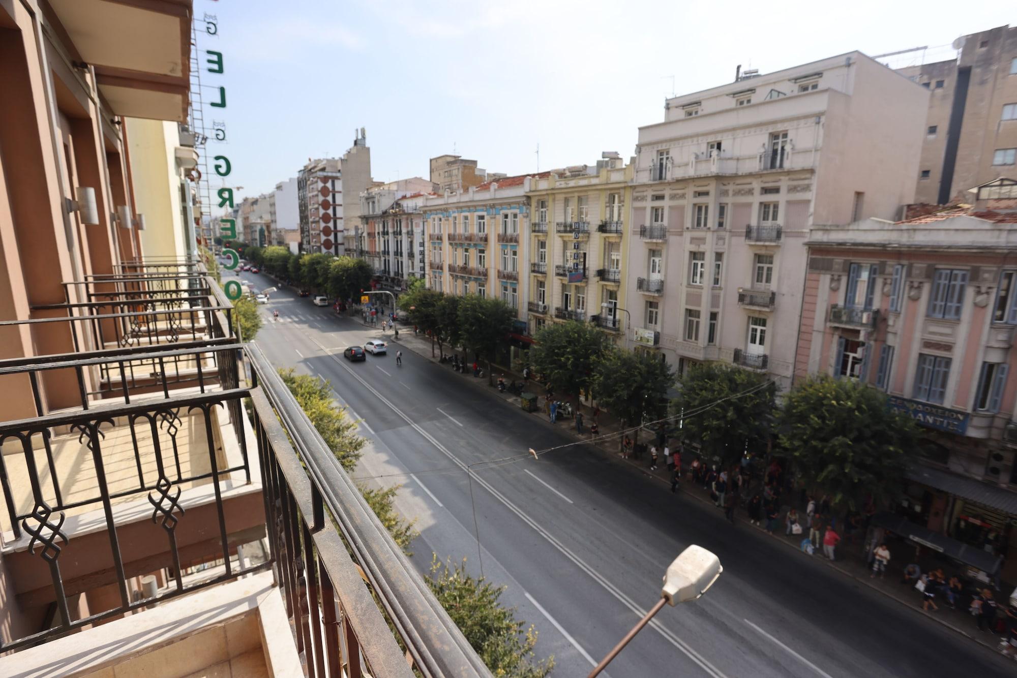 Aegeon Hotel 3*