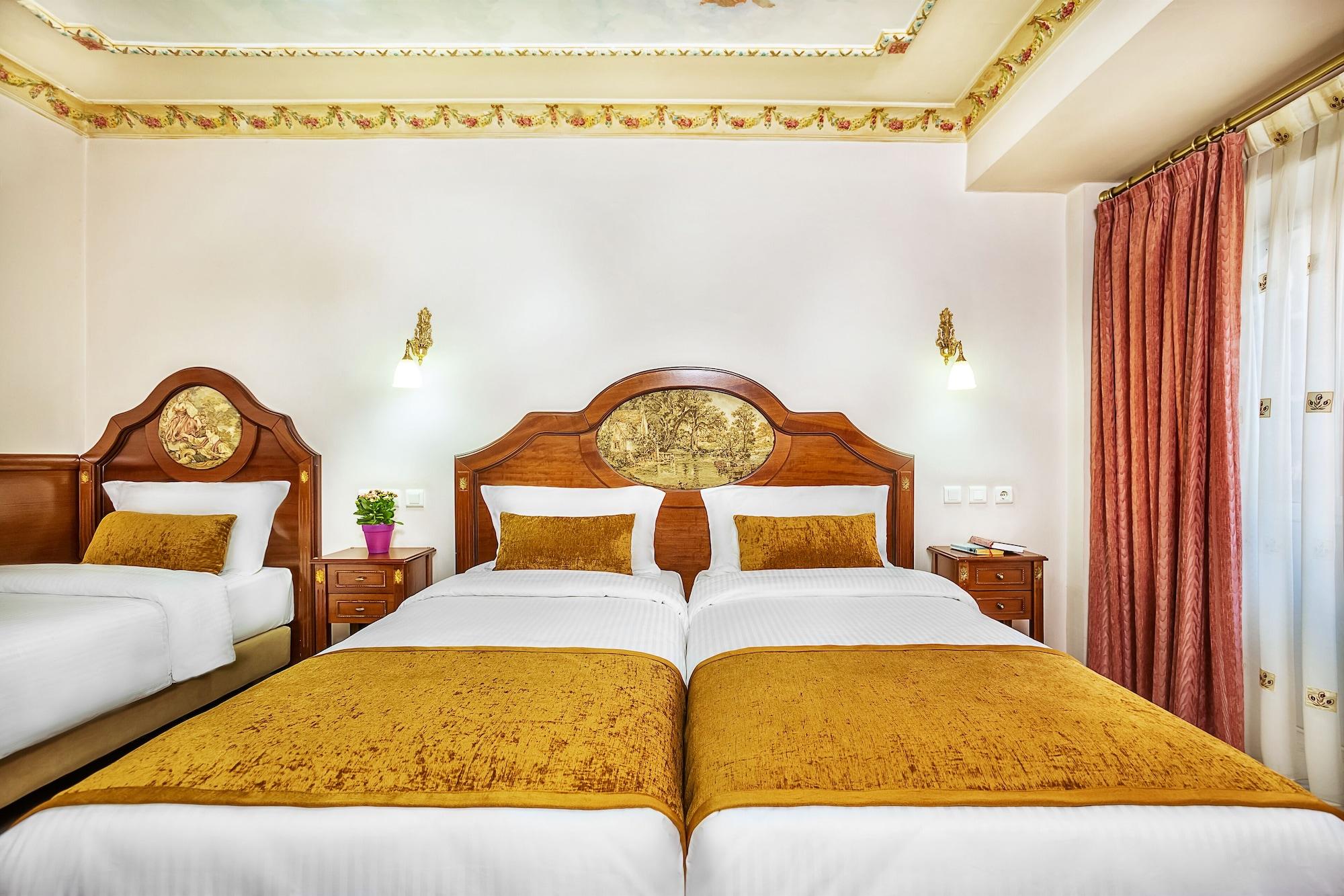 Imperial Palace Classical Hotel 4*