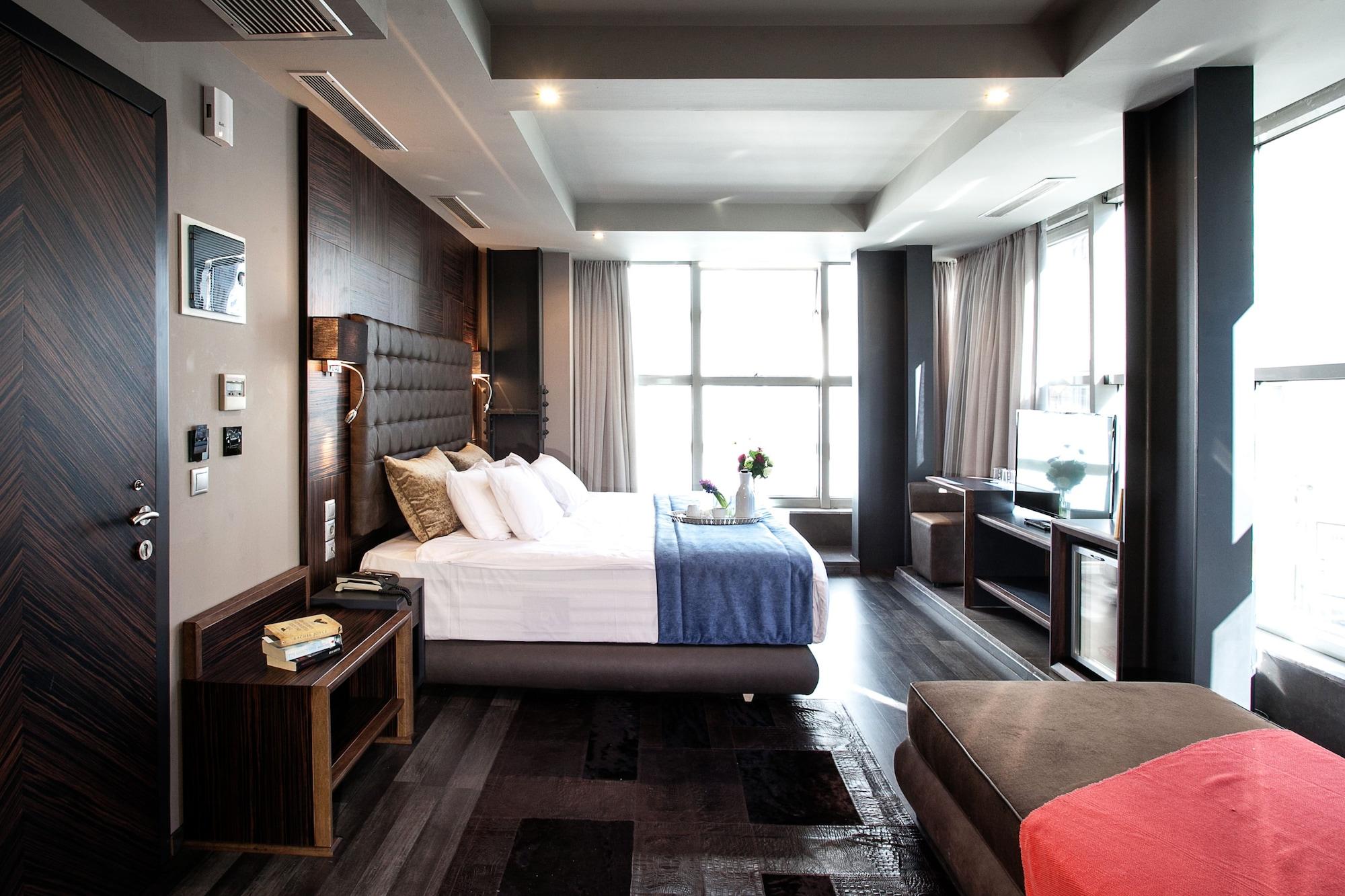 Diamond Suites, Philian And Apartment